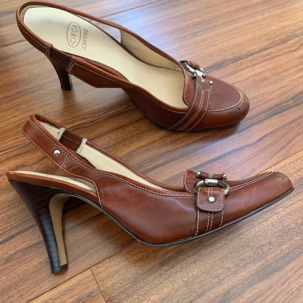Strap heel - Picture 2 of 2